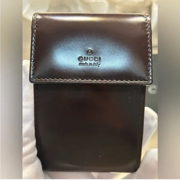 GUCCI *KEY HOLDER & WALLET Unisex w/ box LIKE NEW Burgundy color
